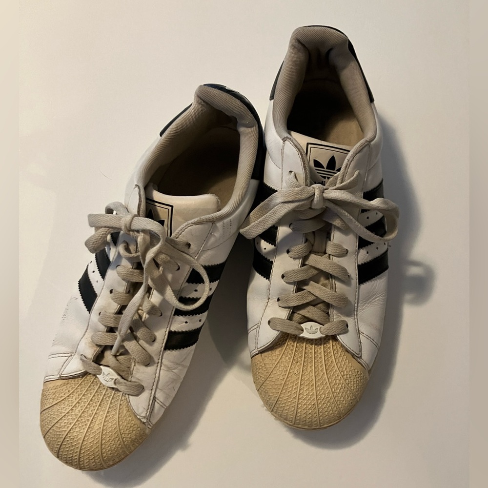 Men’s US 10 ADIDAS SUPERSTAR 2 Trainers White Navy Stripe Athletic Shoes Used